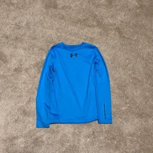 Boy M Under Armour shirt
